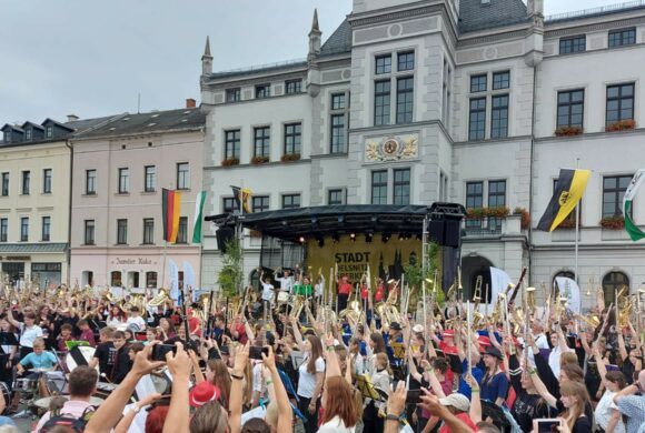 Musik-Nachwuchs trifft auf KOSMOS: Kinder- und Nachwuchsorchestertreffen