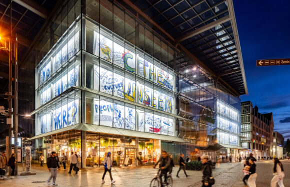 WÖHRL eröffnet im November 2026 am Neumarkt